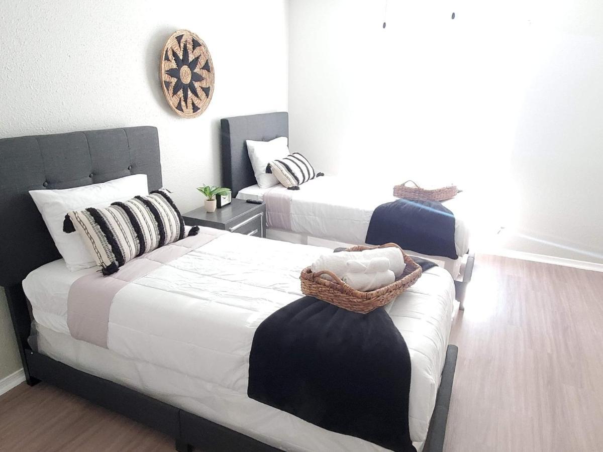 יוסטון Fashionable Stylish Apartment מראה חיצוני תמונה
